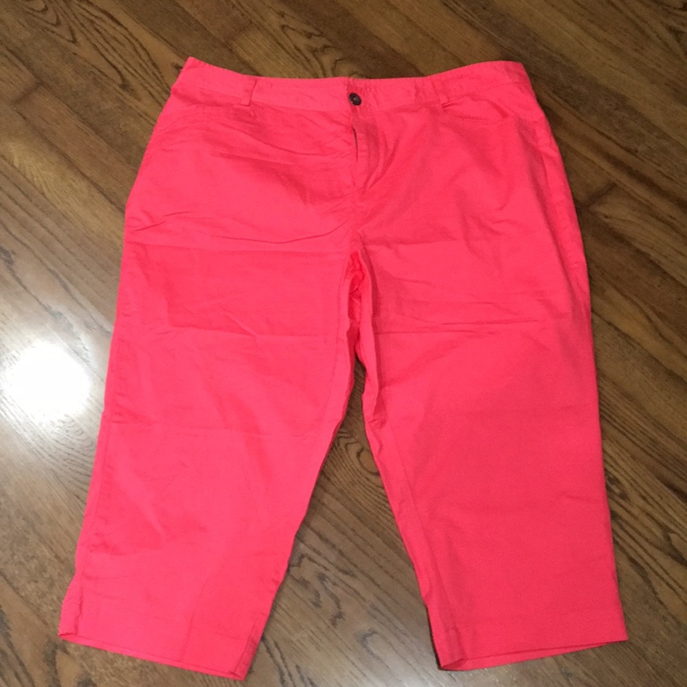 Pink crop pants